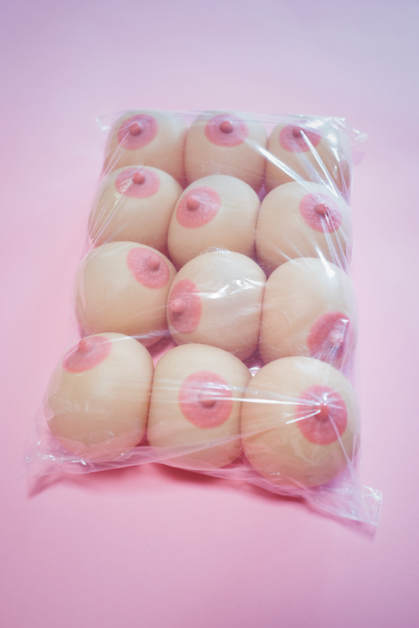 Annique Delphine-Bag of Boobs-2016-Photography